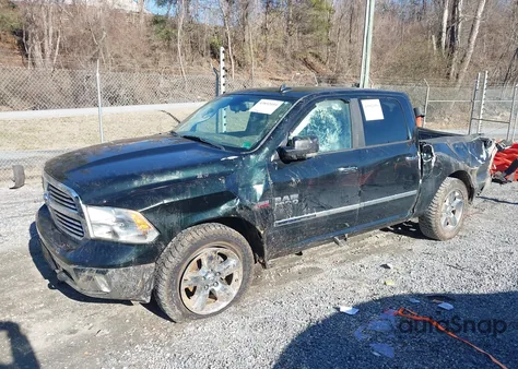 2015 Ram 1500 Big Horn z USA, uszkodzony, nr VIN 3C6RR7LT8FG574711